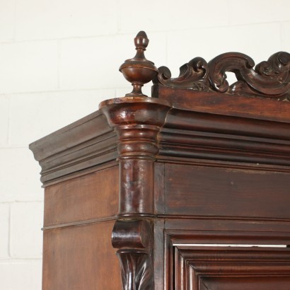 Louis Philippe wardrobe