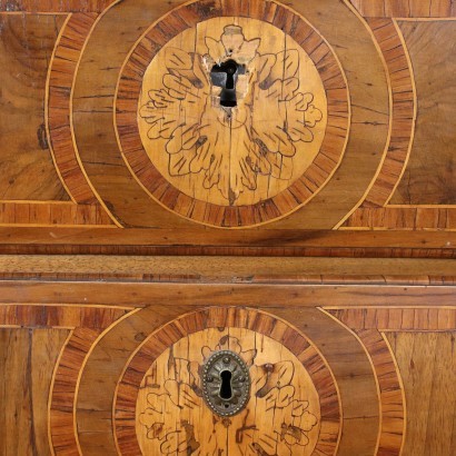 antiquariato, cassettone, antiquariato cassettone, cassettone antico, cassettone antico italiano, cassettone di antiquariato, cassettone neoclassica, cassettone del 800, comò, antiquariato comò, comò antico, comò antico italiano, comò di antiquariato, comò neoclassica, comò del 800,Comò Neoclassico