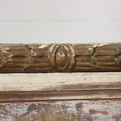 Neoclassical Basement Gilded and Lacquered Wood Italy \'700