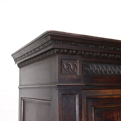 antiquariato, altri mobili, antiquariato altri mobili, altri mobili antichi, altri mobili antichi italiani, altri mobili di antiquariato, altri mobili neoclassici, altri mobili del 800,Credenza in Stile Neorinascimento