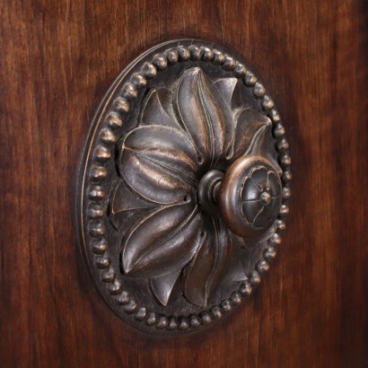 antiquariato, altri mobili, antiquariato altri mobili, altri mobili antichi, altri mobili antichi italiani, altri mobili di antiquariato, altri mobili neoclassici, altri mobili del 800,Credenza in Stile Neorinascimento