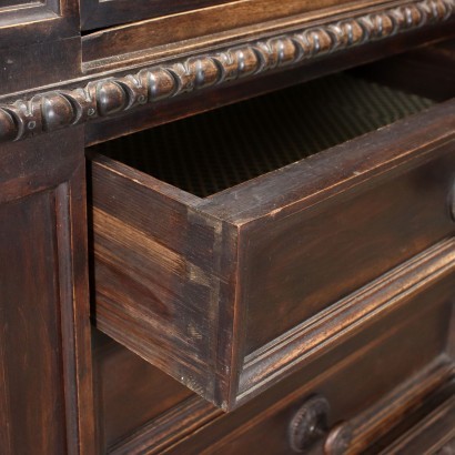antiquariato, altri mobili, antiquariato altri mobili, altri mobili antichi, altri mobili antichi italiani, altri mobili di antiquariato, altri mobili neoclassici, altri mobili del 800,Credenza in Stile Neorinascimento
