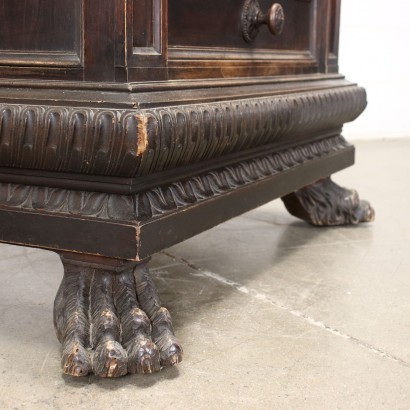 antiquariato, altri mobili, antiquariato altri mobili, altri mobili antichi, altri mobili antichi italiani, altri mobili di antiquariato, altri mobili neoclassici, altri mobili del 800,Credenza in Stile Neorinascimento