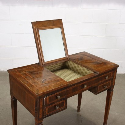 Neoclassical Dressing Table Maple Rosewood Italy XVIII Century