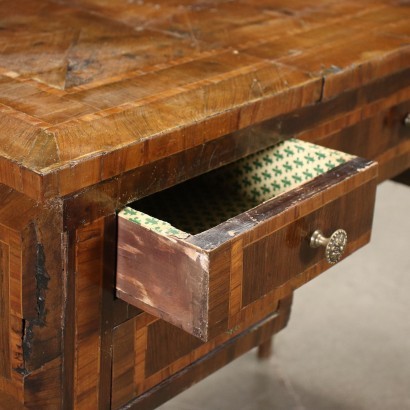 Neoclassical Dressing Table Maple Rosewood Italy XVIII Century