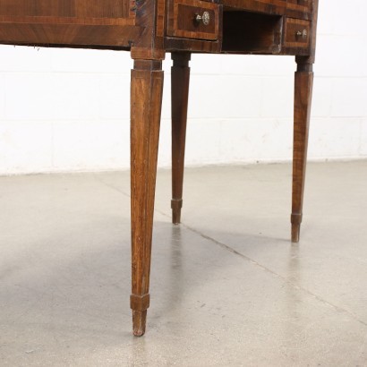 Neoclassical Dressing Table Maple Rosewood Italy XVIII Century