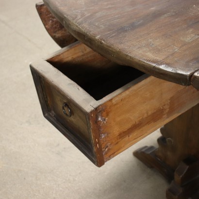 antiquariato, cassettone, antiquariato cassettone, cassettone antico, cassettone antico italiano, cassettone di antiquariato, cassettone neoclassica, cassettone del 800, comò, antiquariato comò, comò antico, comò antico italiano, comò di antiquariato, comò neoclassica, comò del 800,Tavolo a Bandelle in Stile