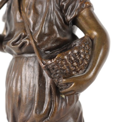 Pêcheuse de Crevettes Jean Garnier Bronze France XX Siècle