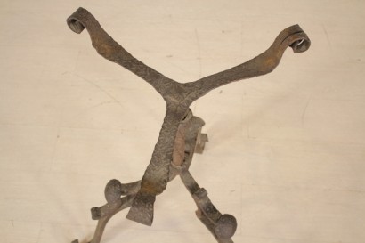 antigüedades, objetos de arte, trípode con lavabo de cobre, forja, siglo XV