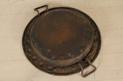 antigüedades, objetos de arte, trípode con lavabo de cobre, forja, siglo XV