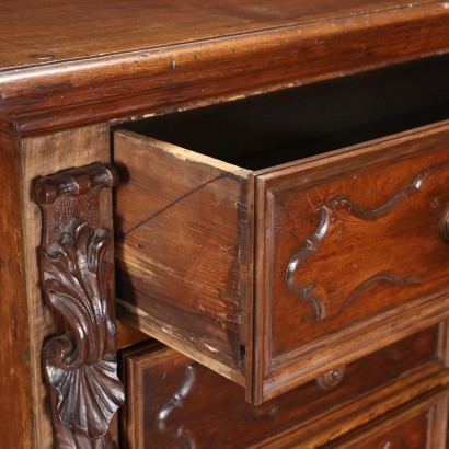 antiquariato, cassettone, antiquariato cassettone, cassettone antico, cassettone antico italiano, cassettone di antiquariato, cassettone neoclassica, cassettone del 800, comò, antiquariato comò, comò antico, comò antico italiano, comò di antiquariato, comò neoclassica, comò del 800,Canterano Lombardo Barocco in Noce