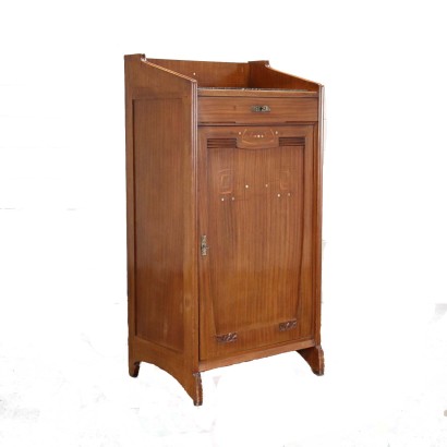 antiquariato, cassettone, antiquariato cassettone, cassettone antico, cassettone antico italiano, cassettone di antiquariato, cassettone neoclassica, cassettone del 800, comò, antiquariato comò, comò antico, comò antico italiano, comò di antiquariato, comò neoclassica, comò del 800,Cassettiera Liberty “Fabbriche Riuni