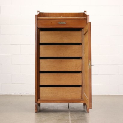 antiquariato, cassettone, antiquariato cassettone, cassettone antico, cassettone antico italiano, cassettone di antiquariato, cassettone neoclassica, cassettone del 800, comò, antiquariato comò, comò antico, comò antico italiano, comò di antiquariato, comò neoclassica, comò del 800,Cassettiera Liberty “Fabbriche Riuni