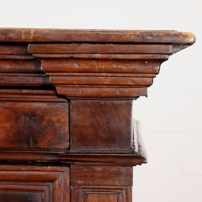antiquariato, cassettone, antiquariato cassettone, cassettone antico, cassettone antico italiano, cassettone di antiquariato, cassettone neoclassica, cassettone del 800, comò, antiquariato comò, comò antico, comò antico italiano, comò di antiquariato, comò neoclassica, comò del 800,Canterano Barocco in Noce