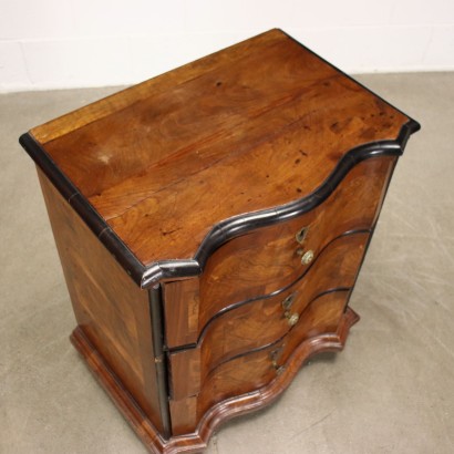 antiquariato, comodino, antiquariato comodino, comodino antico, comodino antico italiano, comodino di antiquariato, comodino neoclassico, comodino del 800,Comodino Barocco
