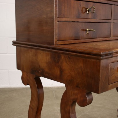 Louis Philippe Writing Desk Walnut Italy XIX Century