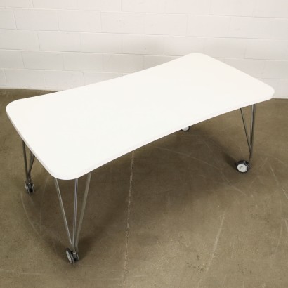 modernariato, modernariato di design, tavolo, tavolo modernariato, tavolo di modernariato, tavolo italiano, tavolo vintage, tavolo anni '60, tavolo design anni 60,Tavolo Max di Ferruccio Laviani per Ka,Tavolo 'Max' Ferruccio%2,Tavolo 'Max' Ferruccio%2,Tavolo 'Max' Ferruccio%2