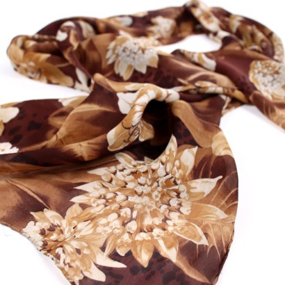 moda vintage, foulard ferragamo, sciarpa ferragamo, abbigliamento vintage,Sciarpa in Seta Ferragamo Vintage