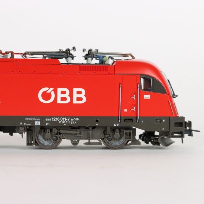 modern antiques, modern design antiques, objects, modern antiques objects, modern antiques objects, Italian objects, vintage objects, 1960s objects, 1960s design objects, Roco 62391 locomotive