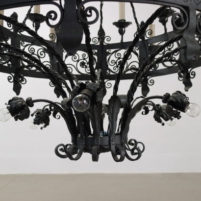 Lampadario in Ferro Battuto