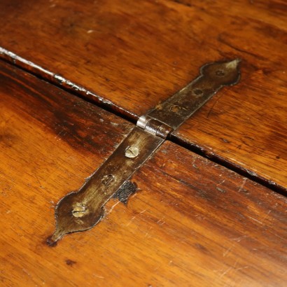 Baroque Flap Walnut Italy XVIII Century