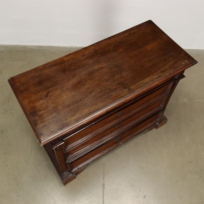 antiquariato, cassettone, antiquariato cassettone, cassettone antico, cassettone antico italiano, cassettone di antiquariato, cassettone neoclassica, cassettone del 800, comò, antiquariato comò, comò antico, comò antico italiano, comò di antiquariato, comò neoclassica, comò del 800,Canterano Barocco Centro Italia