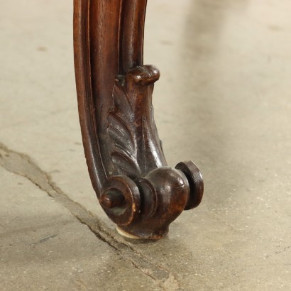 Mesa de centro de estilo barroco