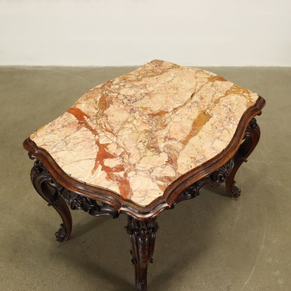 Mesa de centro de estilo barroco