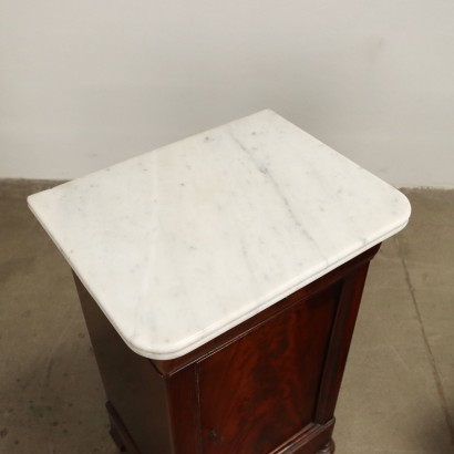 Paire de Chevets Louis Philippe Noyer Italie XIX Siècle