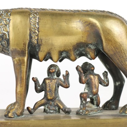 Lobo Capitolino en Bronce