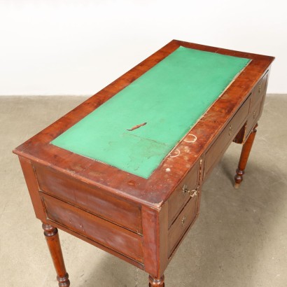 Writing Desk Louis Philippe Walnut Italy XIX Century
