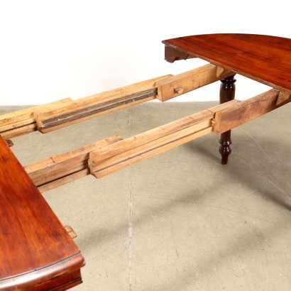 Tisch Nussbaum Italien XX Jhd