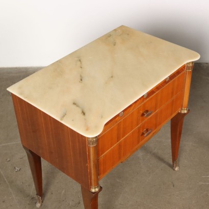 Paire de Tables de Chevet Placage d\'Acajou Italie Années 1960