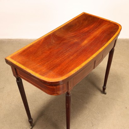 Table de Jeu Victorienne Acajou Italie XIXe Siècle