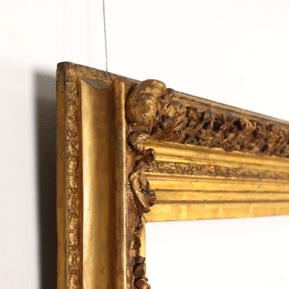 Grande Cornice Eclettica