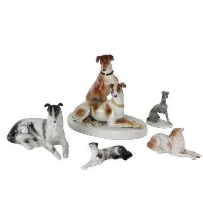 Gruppo di Cani in Porcellana