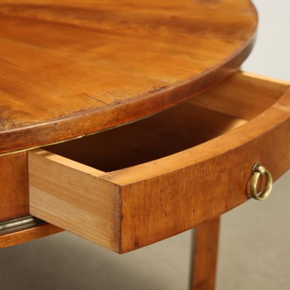 Round Table Mahogany Italy XX Century