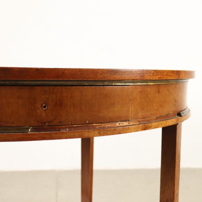 Round Table Mahogany Italy XX Century