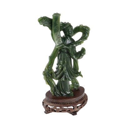 Guanyin in grünem Jaspis
