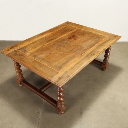 Table Walnut Italy XIX Century
