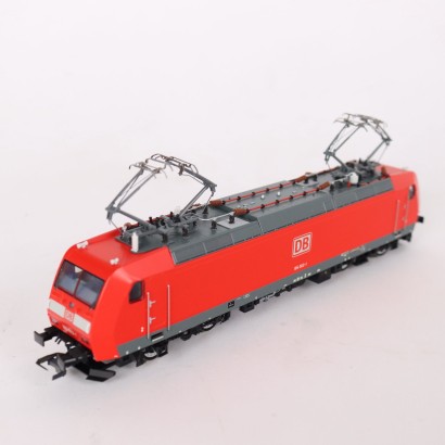 Due Locomotori Roco 63590-63527