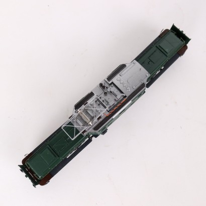 Due Locomotori Roco 63590-63527