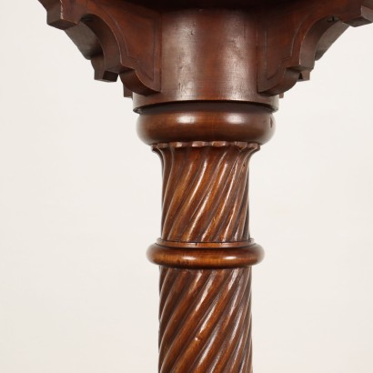 Colonna Reggivaso Neorinascimento
