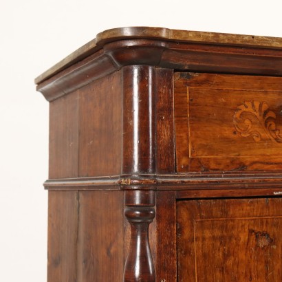 Table de Chevet Noyer Italie XIXe Siècle