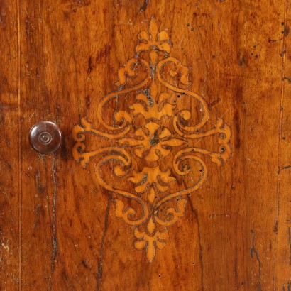 Table de Chevet Noyer Italie XIXe Siècle