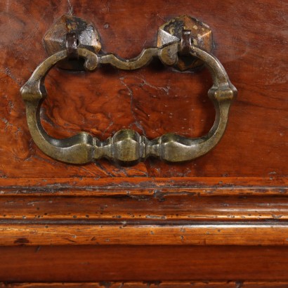 antiquariato, cassettone, antiquariato cassettone, cassettone antico, cassettone antico italiano, cassettone di antiquariato, cassettone neoclassica, cassettone del 800, comò, antiquariato comò, comò antico, comò antico italiano, comò di antiquariato, comò neoclassica, comò del 800,Canterano Barocco Lombardo