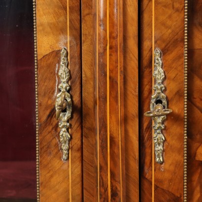 Buffet Victorien en Noyer Angleterre XIXe-XXe Siècle