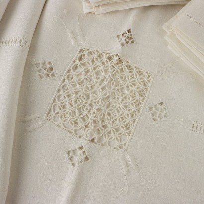 Nappe avec 9 Napperons Lin Italie XXe Siècle